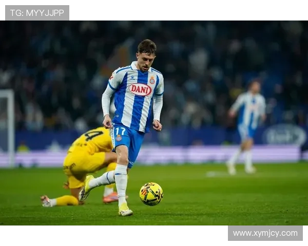 前裁判称赫罗纳犯规点球应重罚